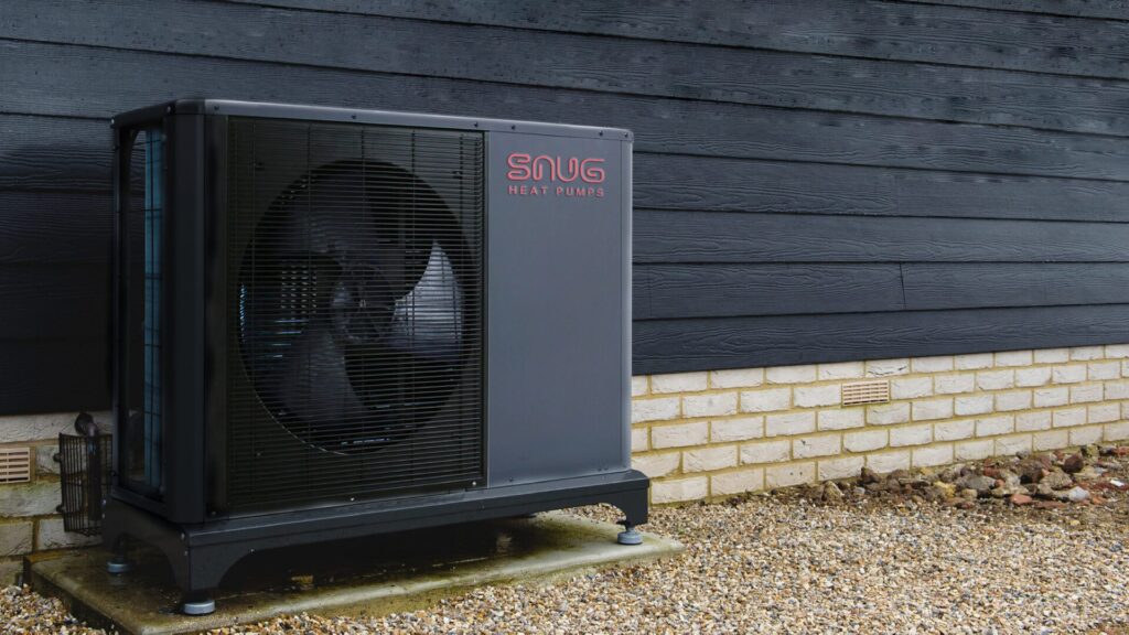 How an Air Source Heat Pump Works